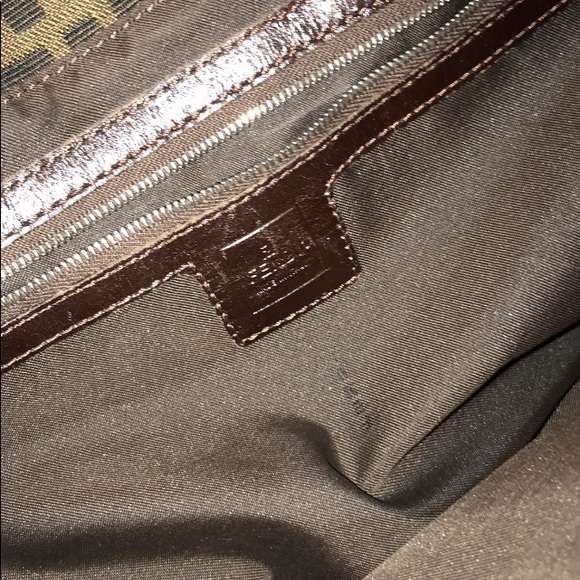 Authentic Vintage Fendi Zucca bag - Picture 8 of 15